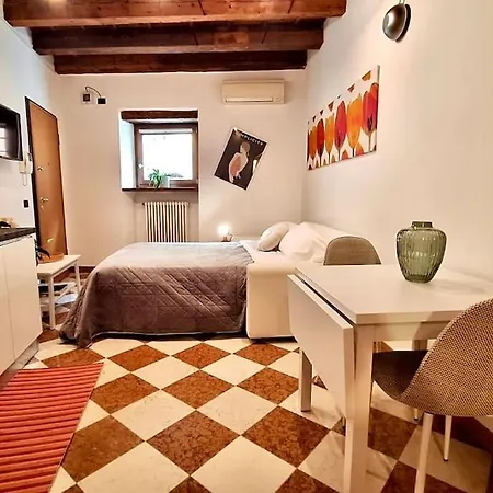 Apartamento Gli Archi Di Luisa - Centro